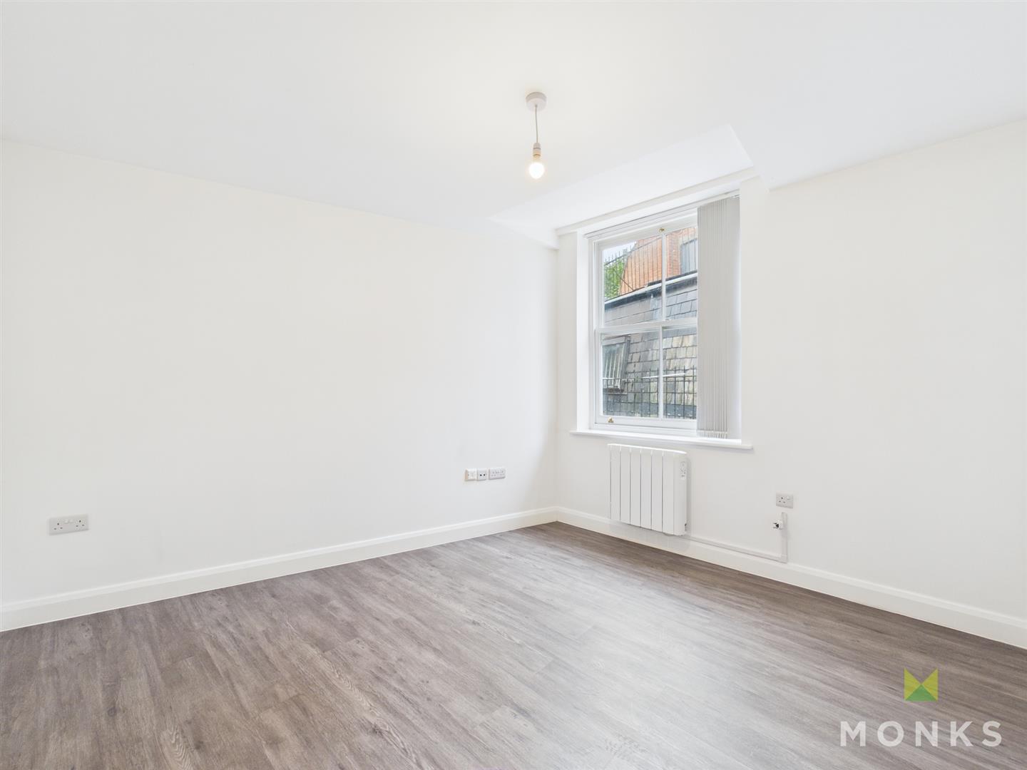 Apartment 3 5-9 Cross Street, Oswestry, SY11 2NF To Let